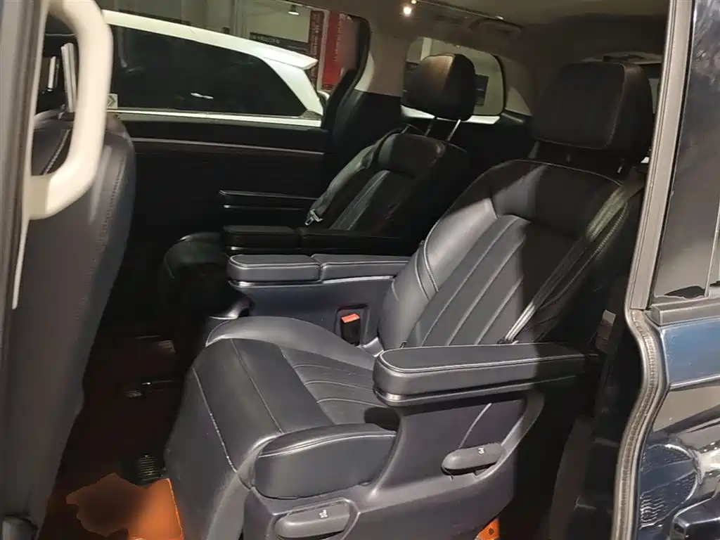 GAC Trumpchi Trumpchi M8 2019 320T Ultimate Edition фото 17