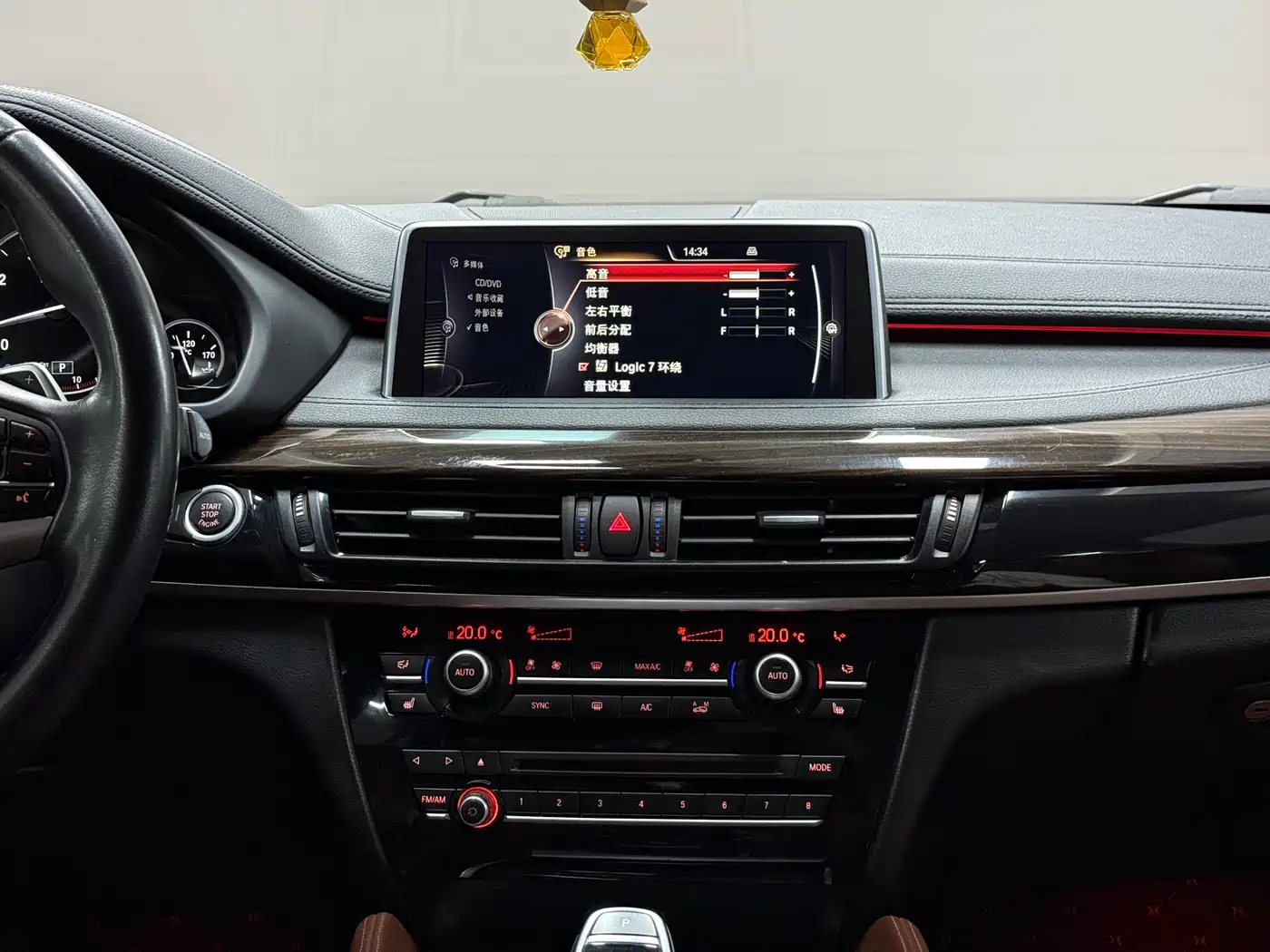 BMW X6 2015 xDrive35i Luxury Model фото 9