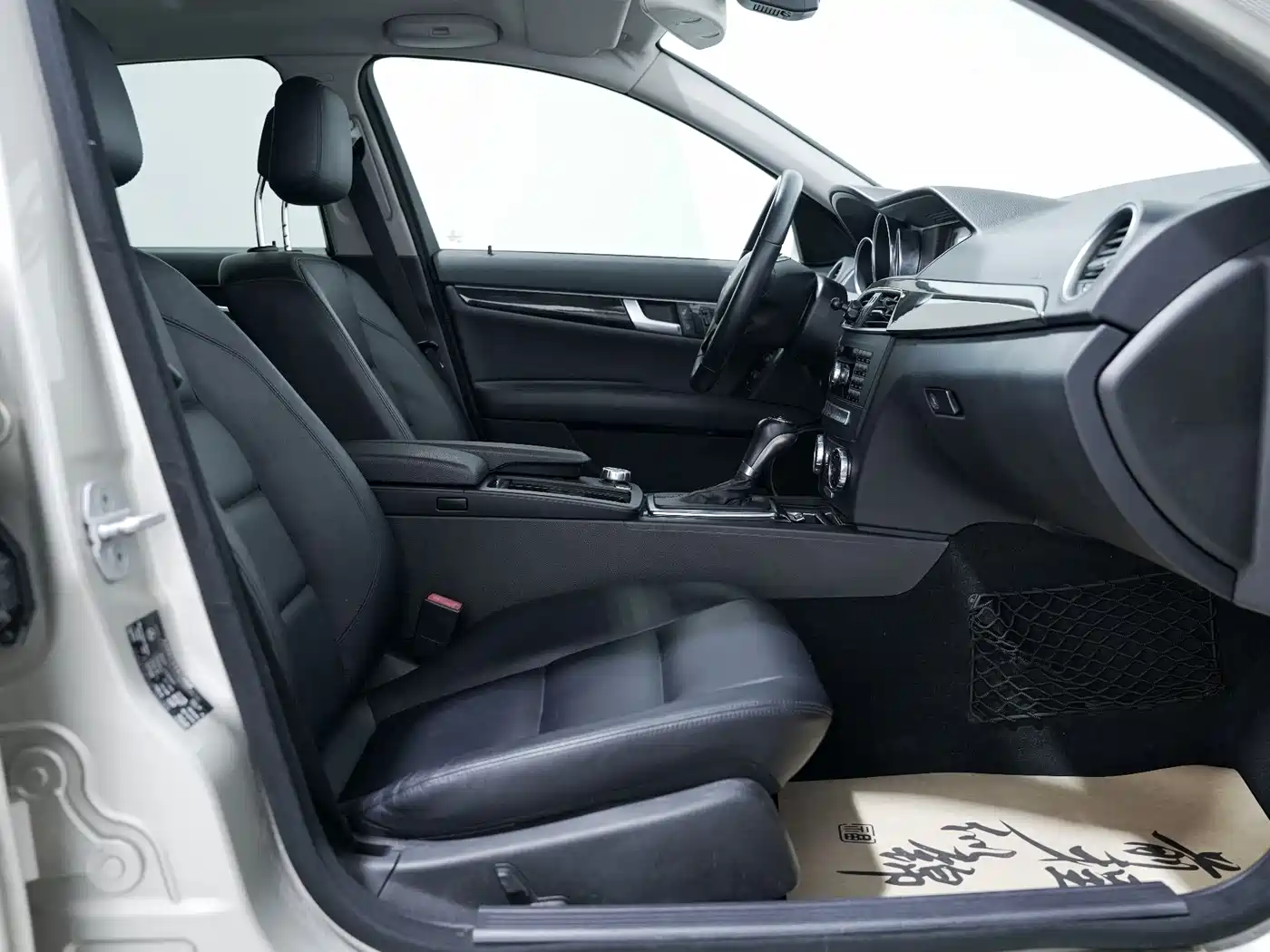 Mercedes-Benz C-Class 2012 2011 C 200 CGI Fashion
