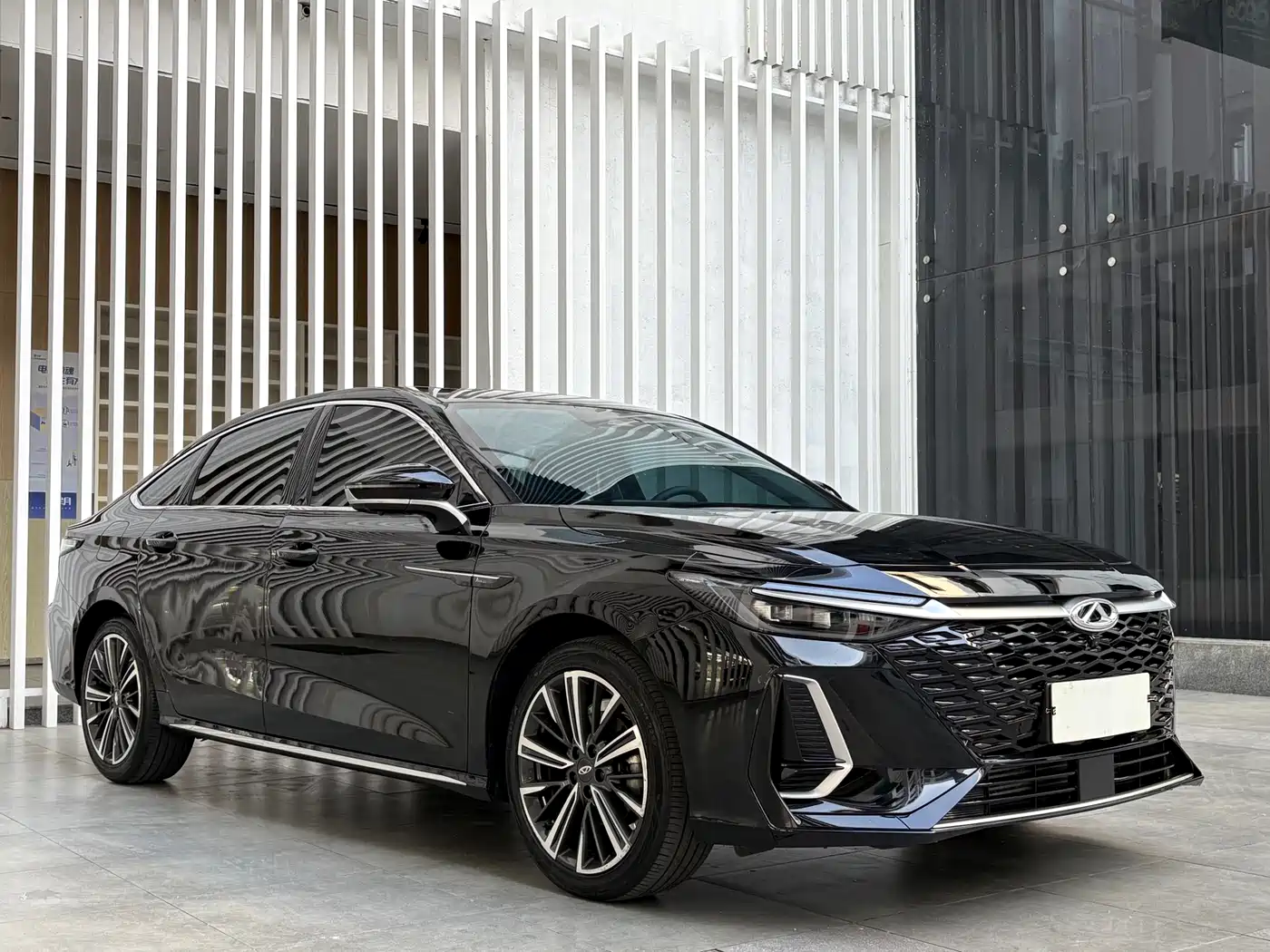 CHERY ARRIZO 8