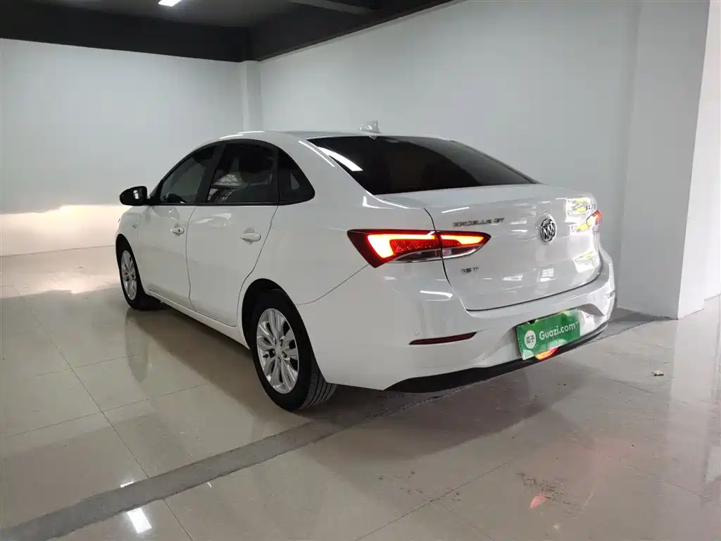 Buick Excelle 2018 15T Dual Clutch Elite (China V) фото 23