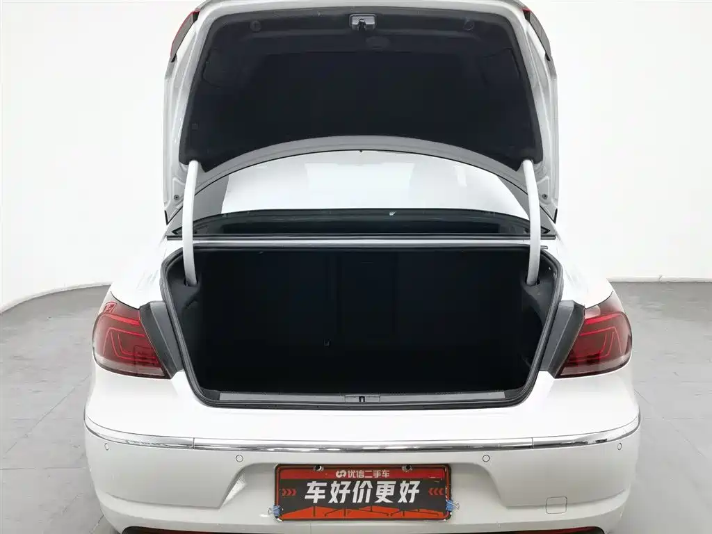 Volkswagen FAW-Volkswagen CC 2013 1.8TSI Luxury фото 16
