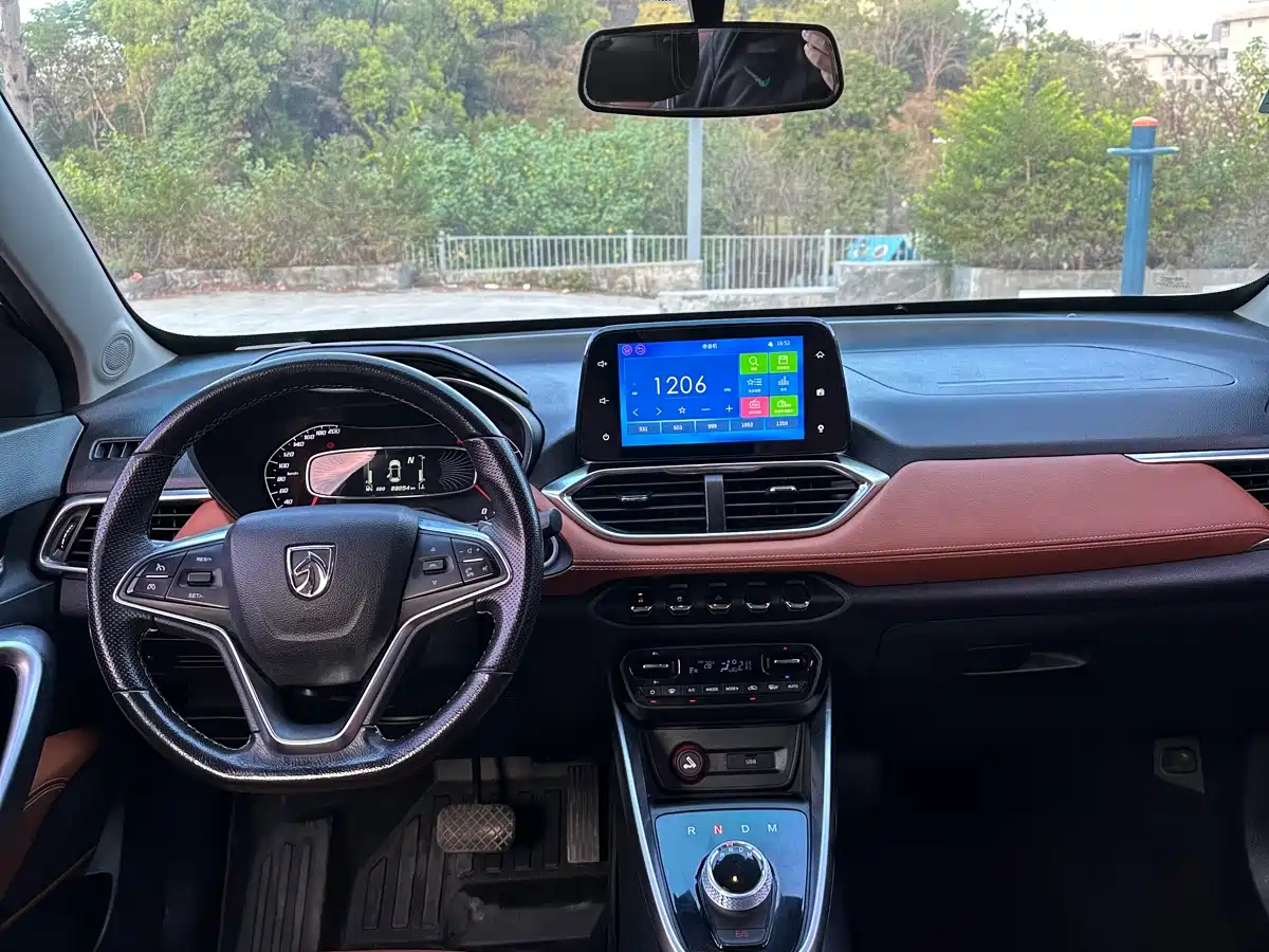 Baojun 510 2019 2018 1.5L Automatic Anniversary Special Edition China V