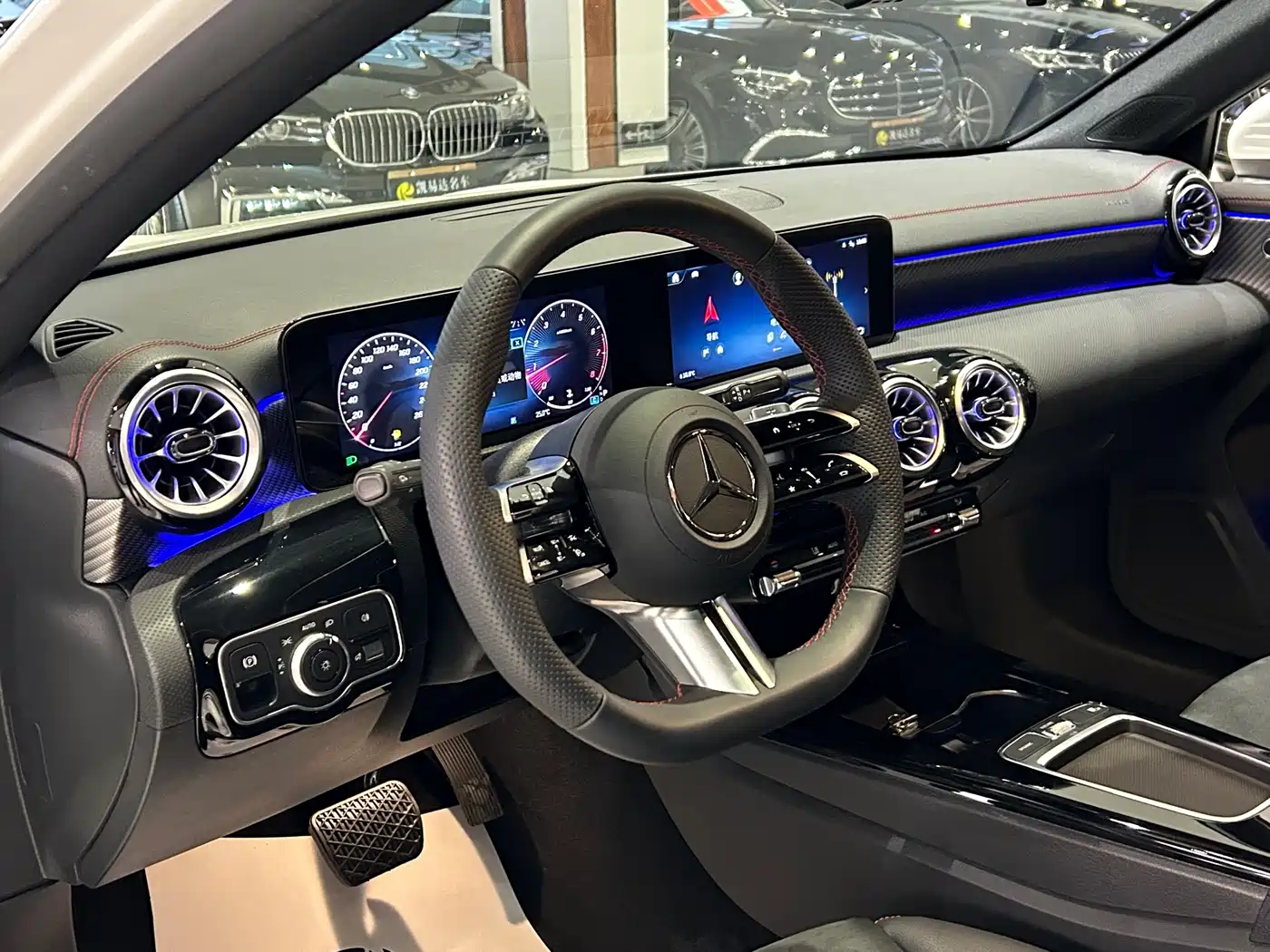 Mercedes-Benz A-Class 2024 Facelift A 200 L Fashion фото 5