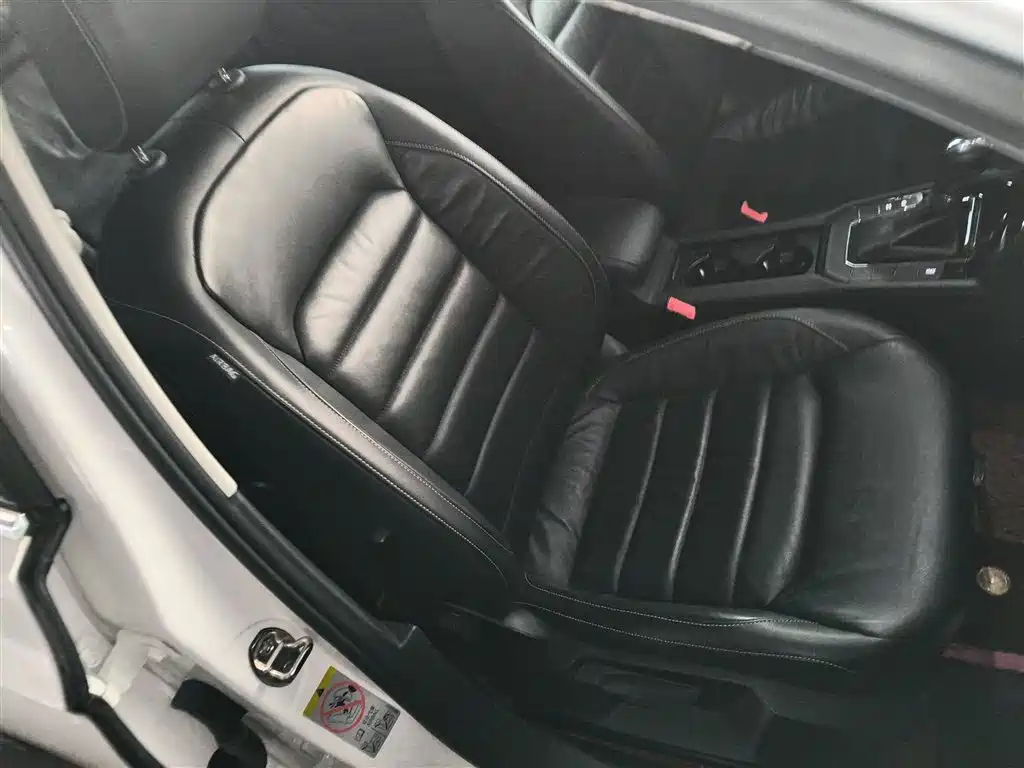 Volkswagen Lamando 2015 280TSI DSG Comfort фото 25