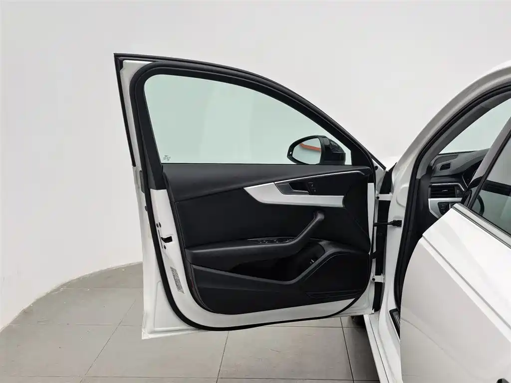 Audi A4L 2019 40 TFSI Fashion (China VI) фото 8