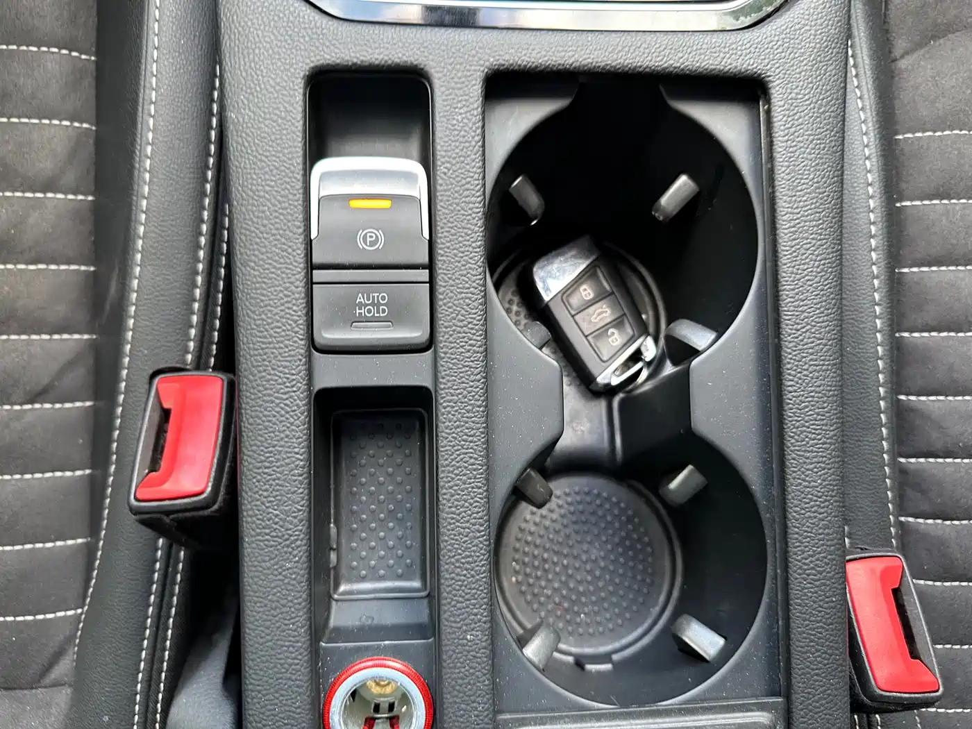 Volkswagen Magotan 2020 330TSI DSG Luxury фото 7