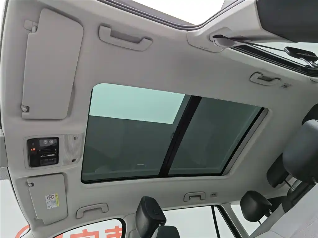 Volkswagen Talagon 2024 330TSI Luxury Cruise Shared Edition фото 14