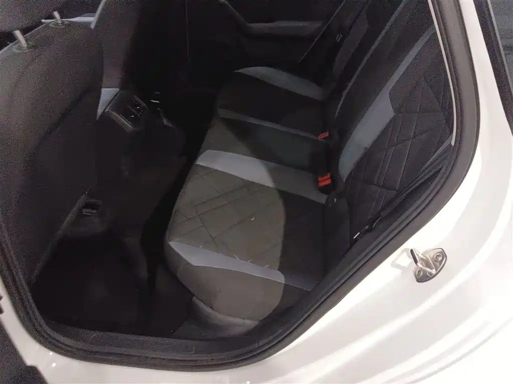 Volkswagen Lavida 2024 Model 1.5L Automatic Delight Edition фото 14