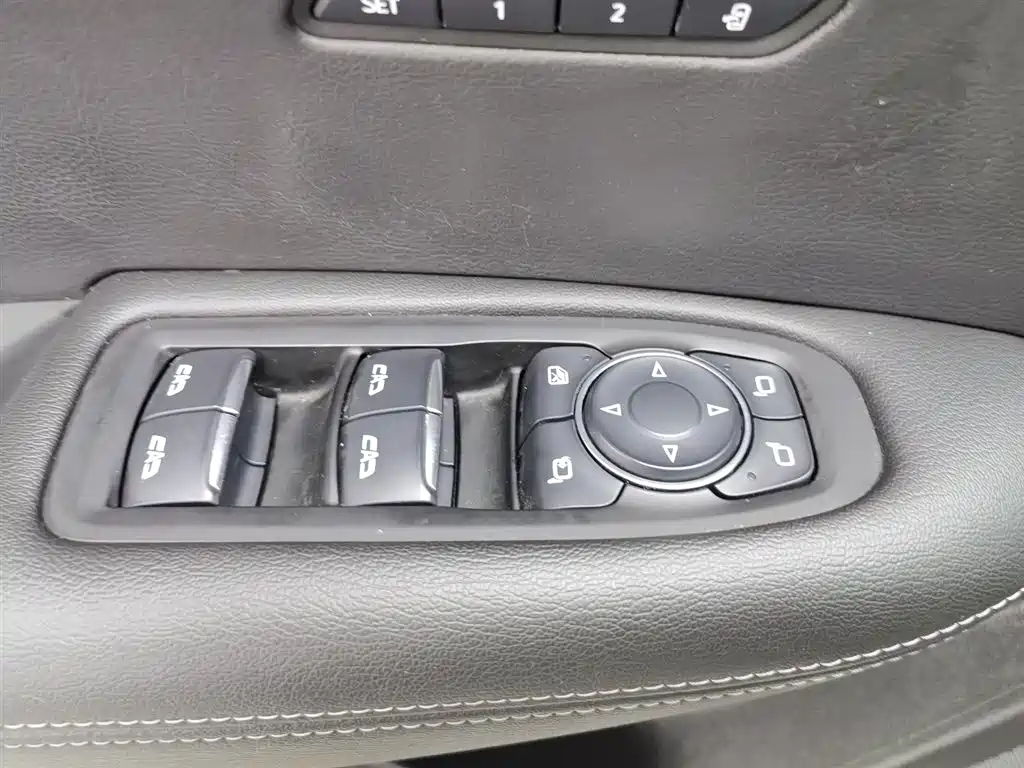 Cadillac XT5 2020 28T Luxury Model фото 9