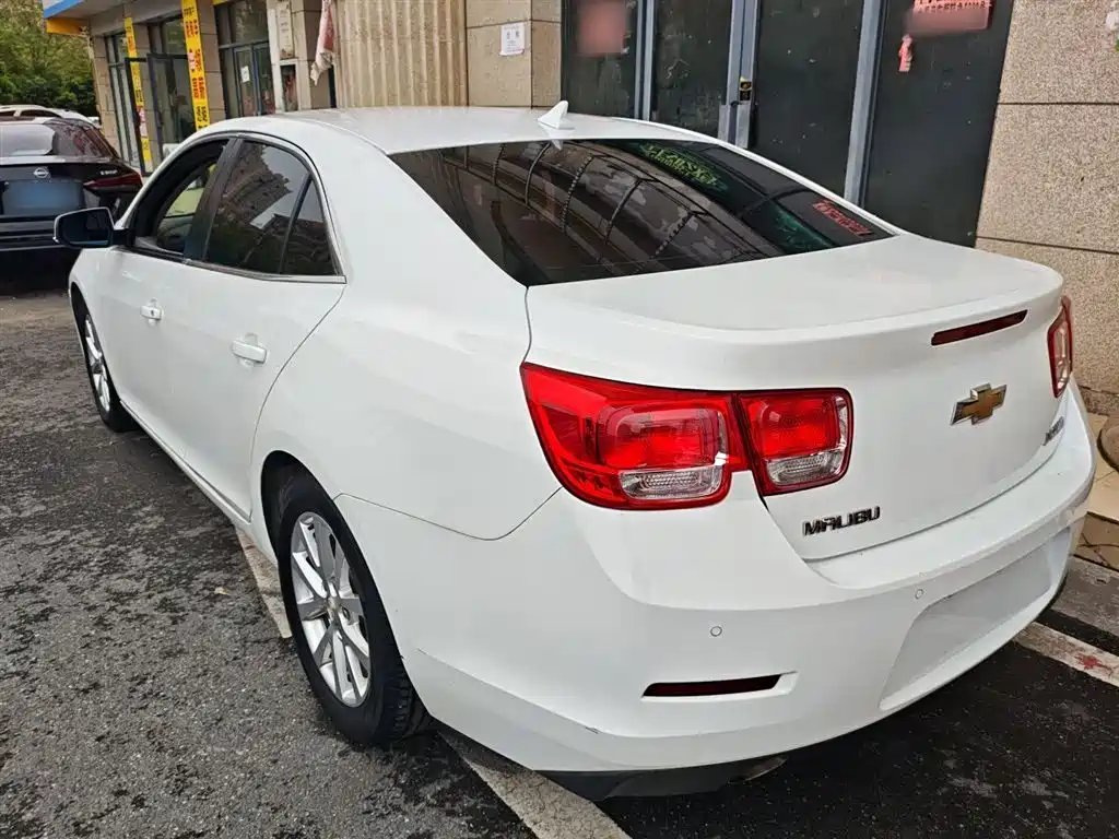 Chevrolet Malibu 2014 2.0L Automatic Luxury фото 5