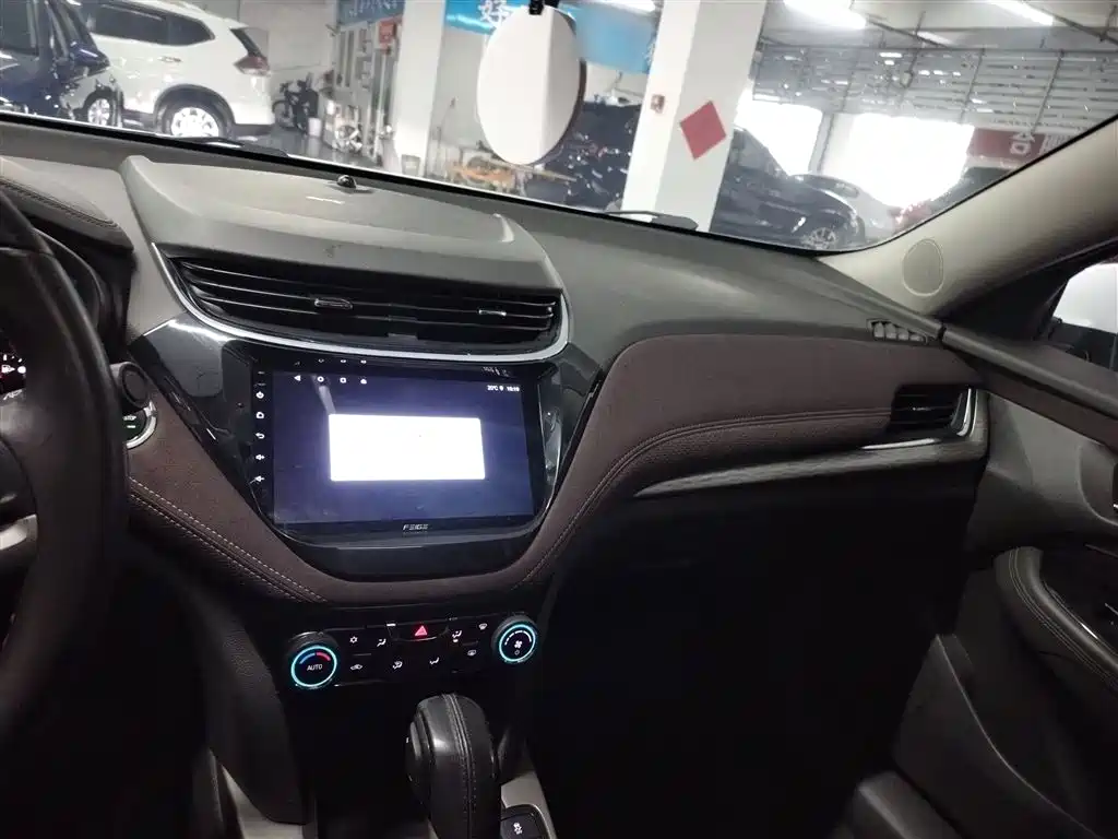 Chevrolet Malibu 2018 530T Automatic Trend Edition фото 10