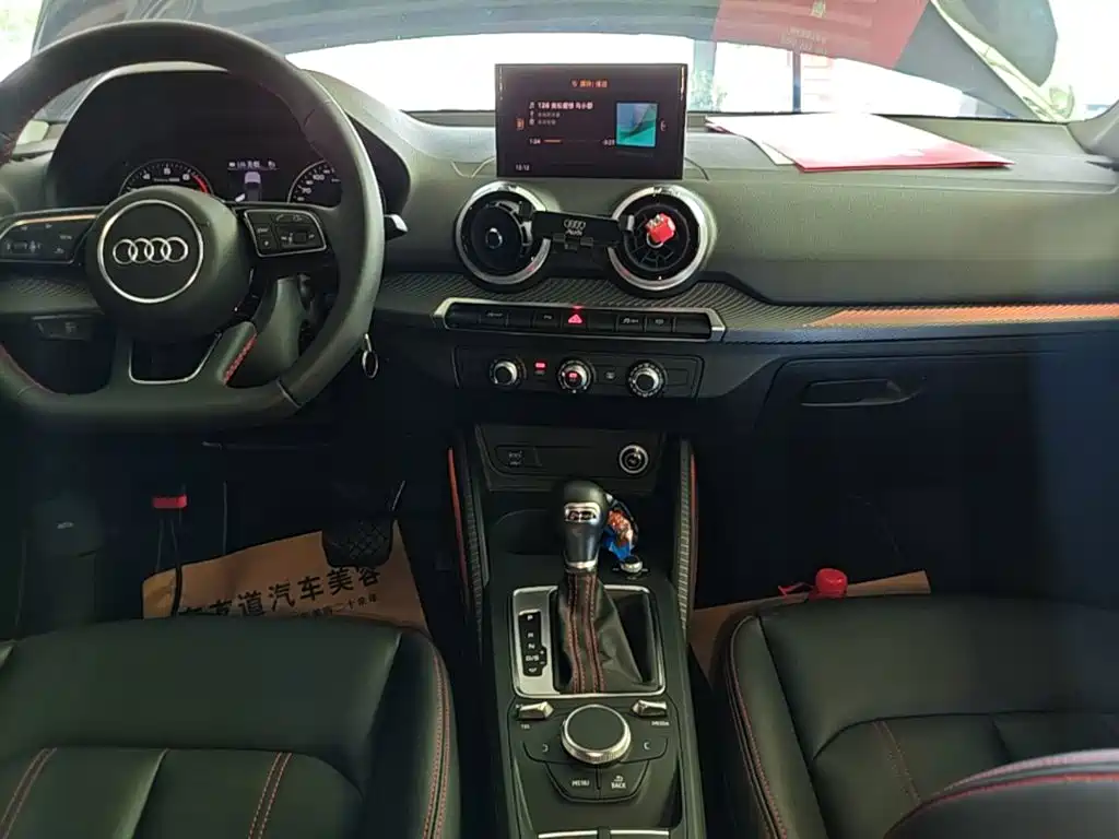 Audi Q2L 2024 2024 35TFSI Progressive Sport