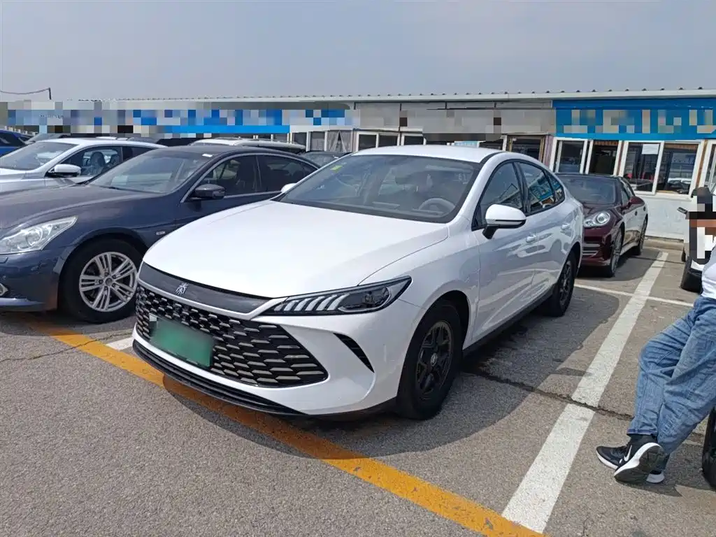 BYD Qin PLUS 2025 DM-i Smart Drive 55KM Leader