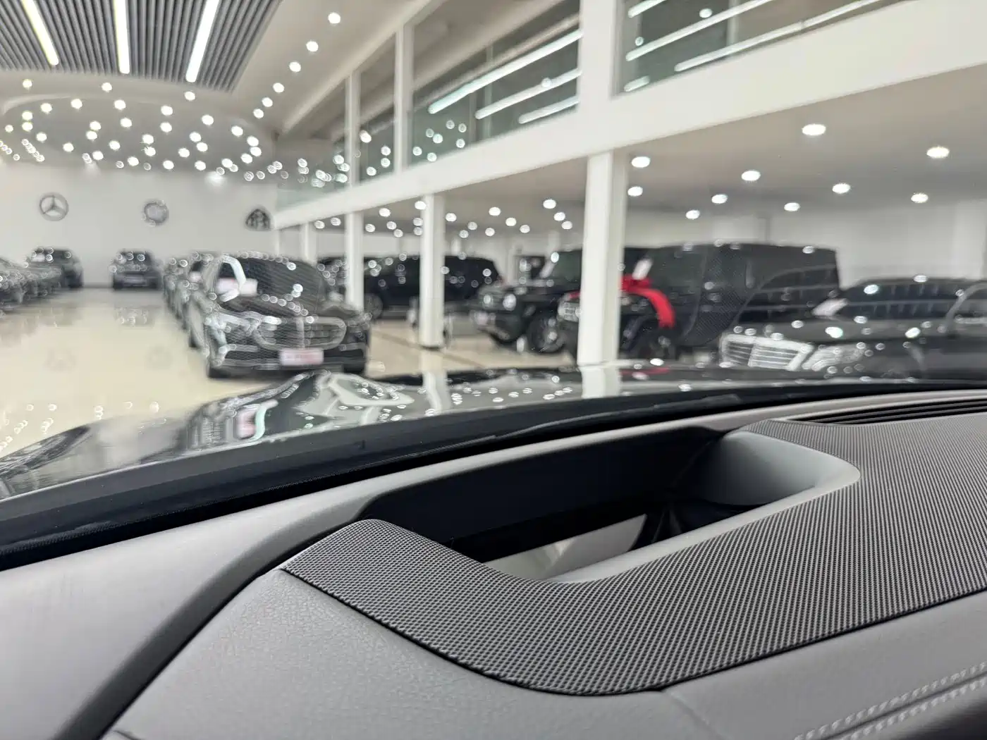Mercedes-Benz GLS 2023 Facelift GLS 450 4MATIC Luxury фото 12
