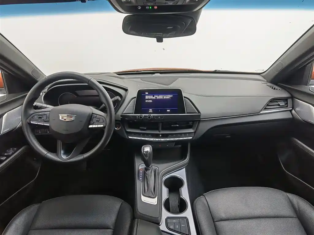 Cadillac CT4 2023 25T Luxury Model фото 5