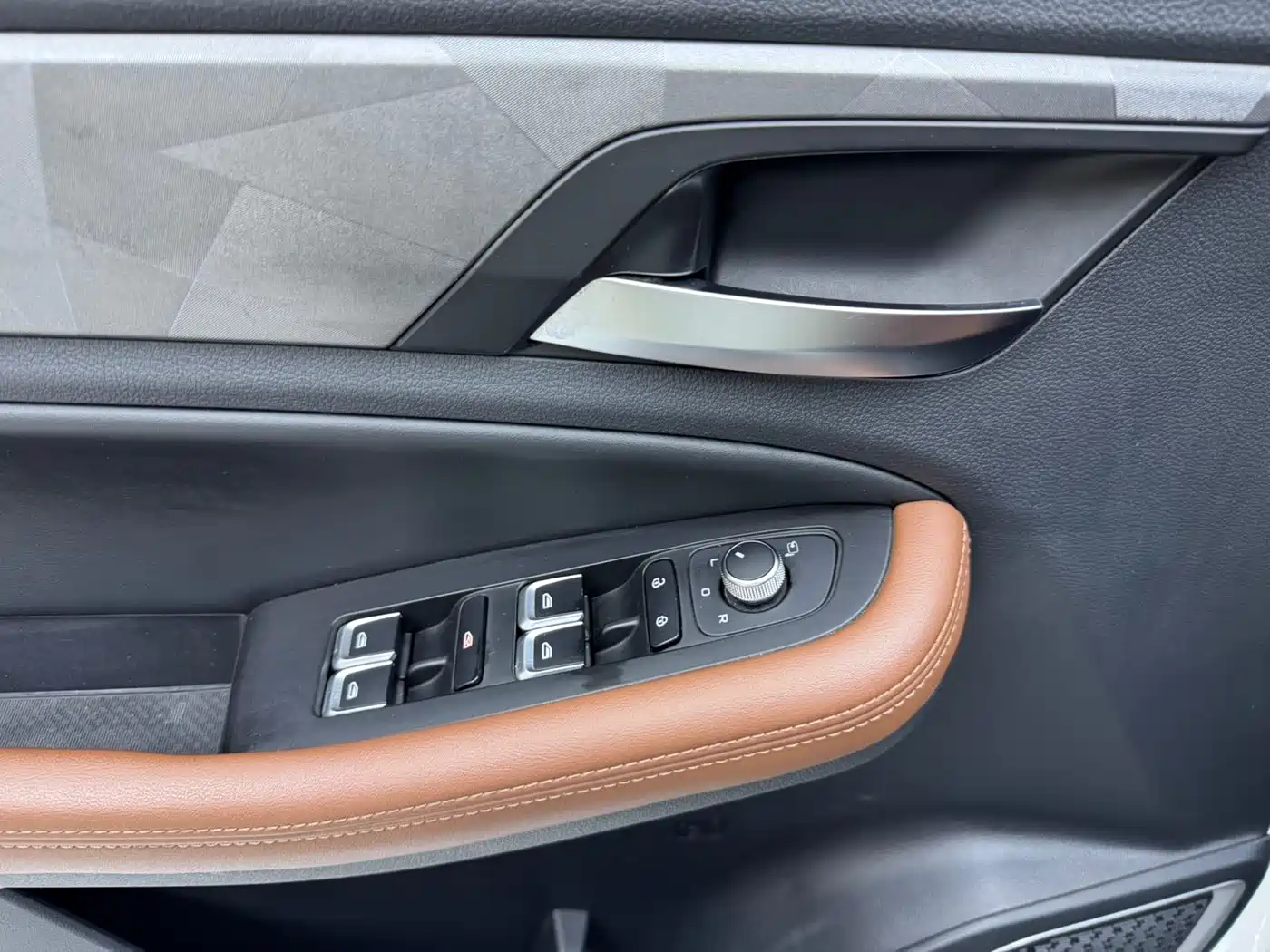 GEELY AUTOMOBILE VISION X6