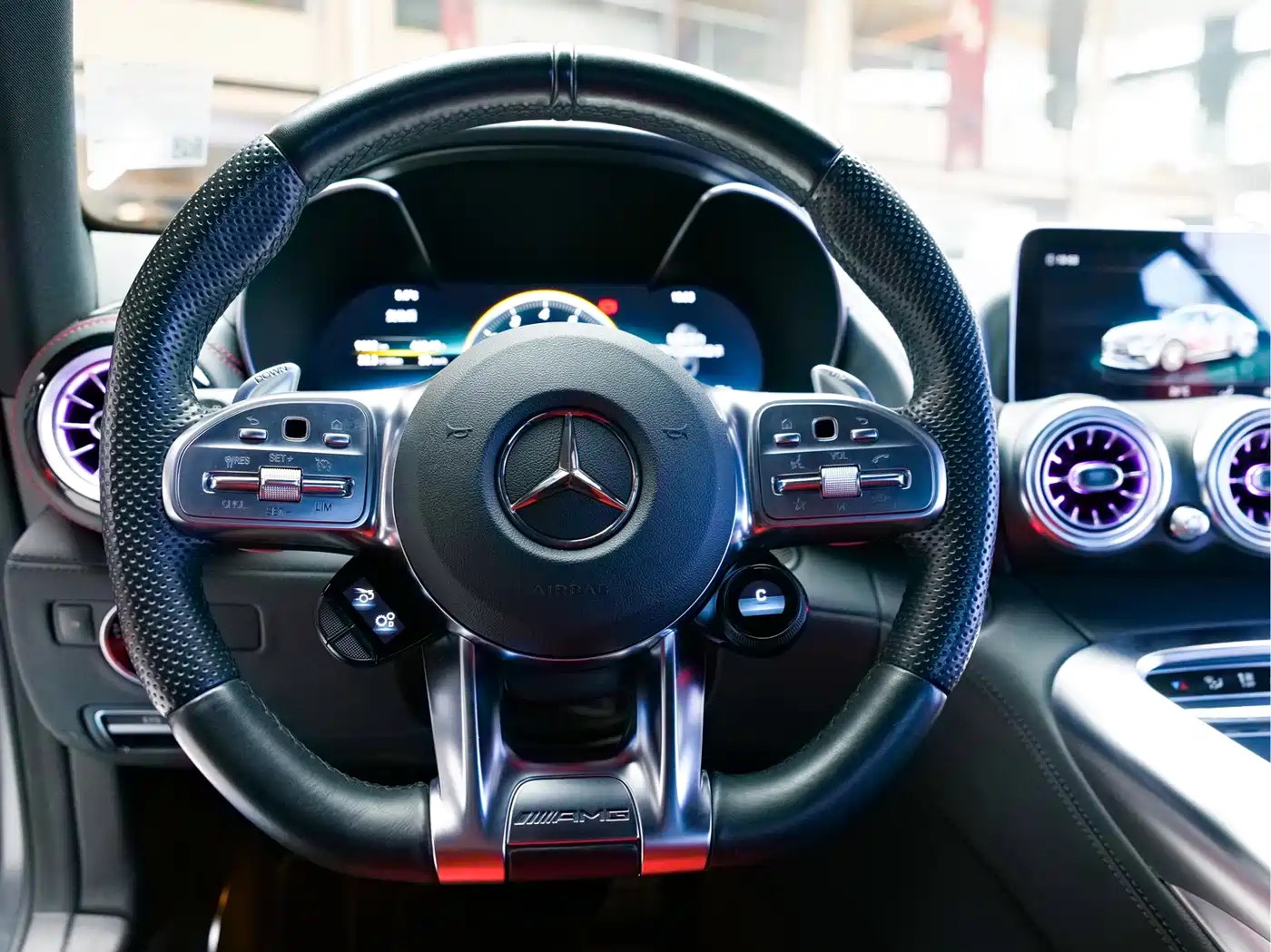 MERCEDES-BENZ AMG GT