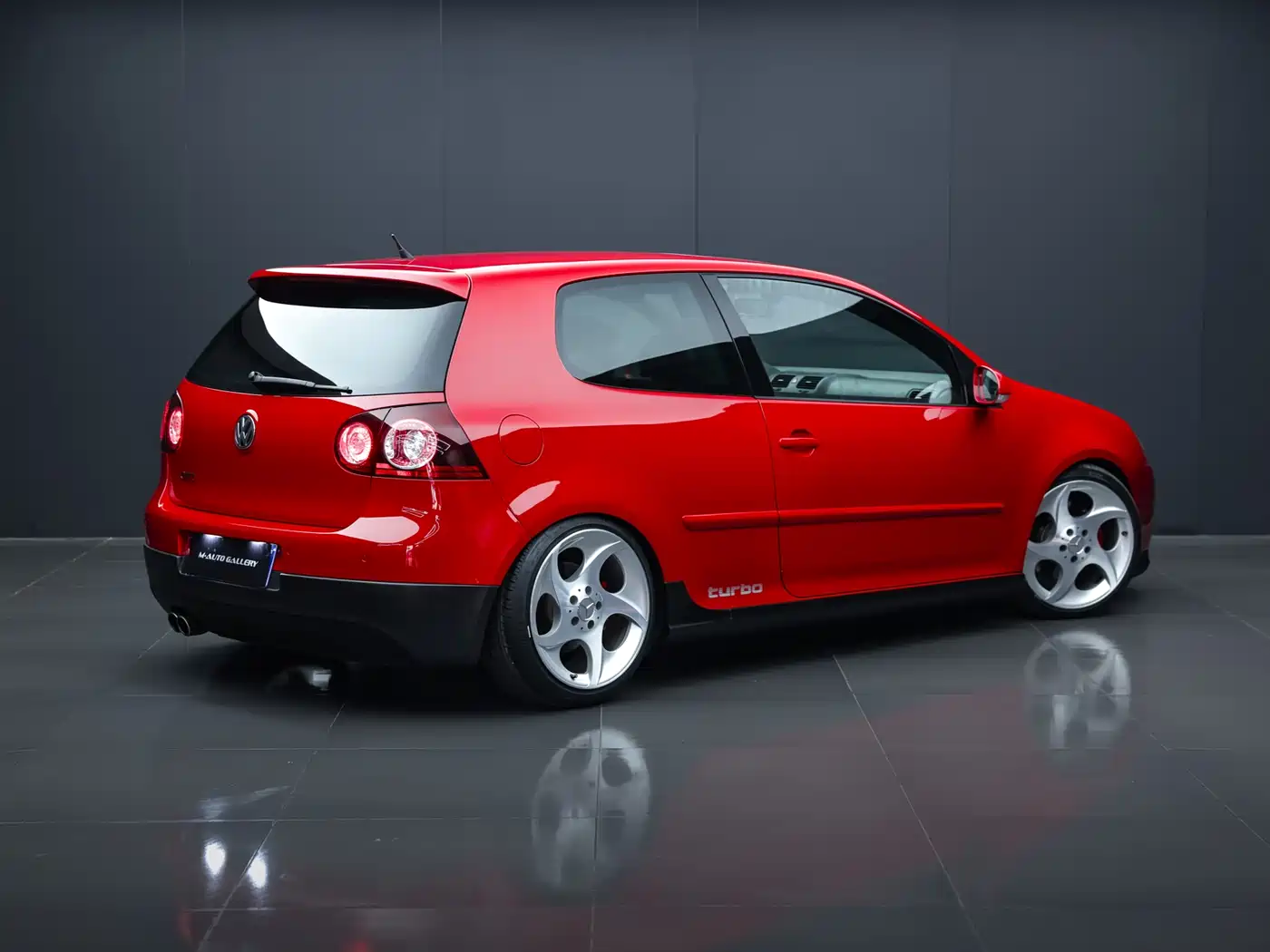 Volkswagen Golf (Import) 2006 GTI 2.0T 3-Door фото 5