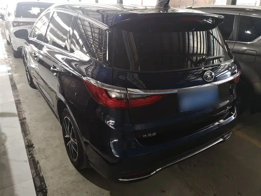 BYD Song MAX 2017 1.5T Auto Smart Elite 7-Seater фото 5