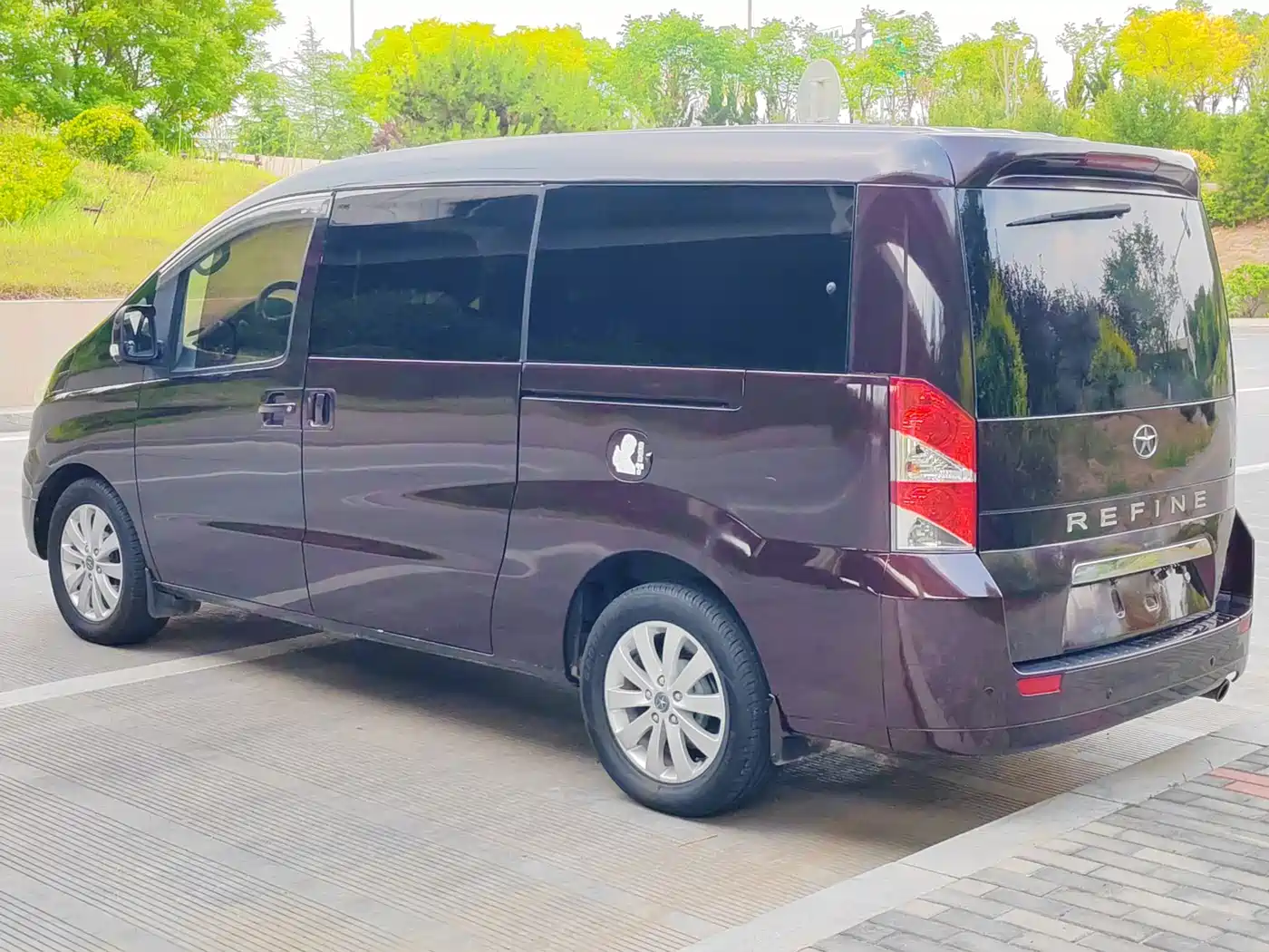 JAC Motors Refine M5 2014 2013 2.0T Petrol Automatic Business Edition