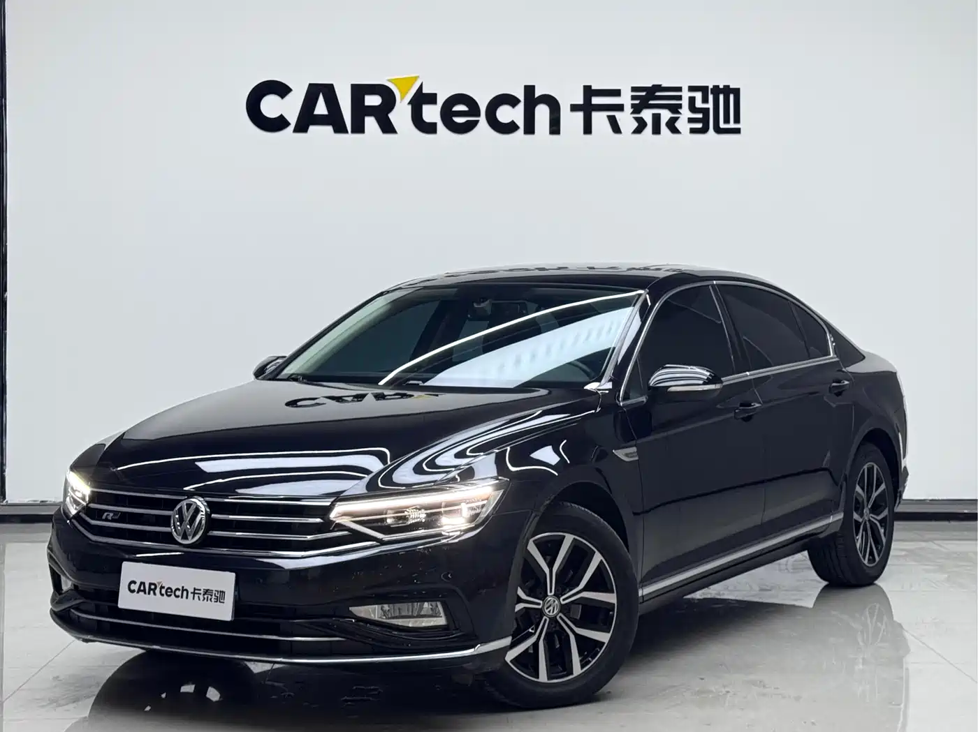 Volkswagen Magotan 2020 330TSI DSG Leading
