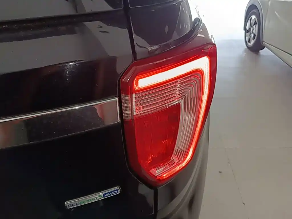 Ford Explorer (Import) 2019 2018 2.3T Elite Edition