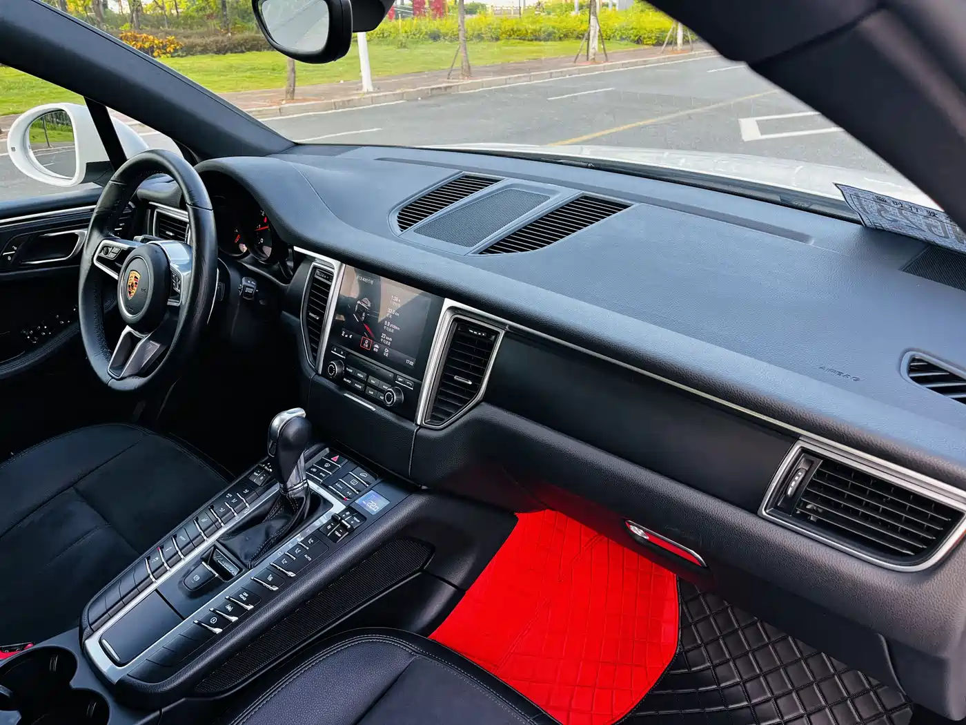 Porsche Macan 2017 Macan 2.0T фото 10