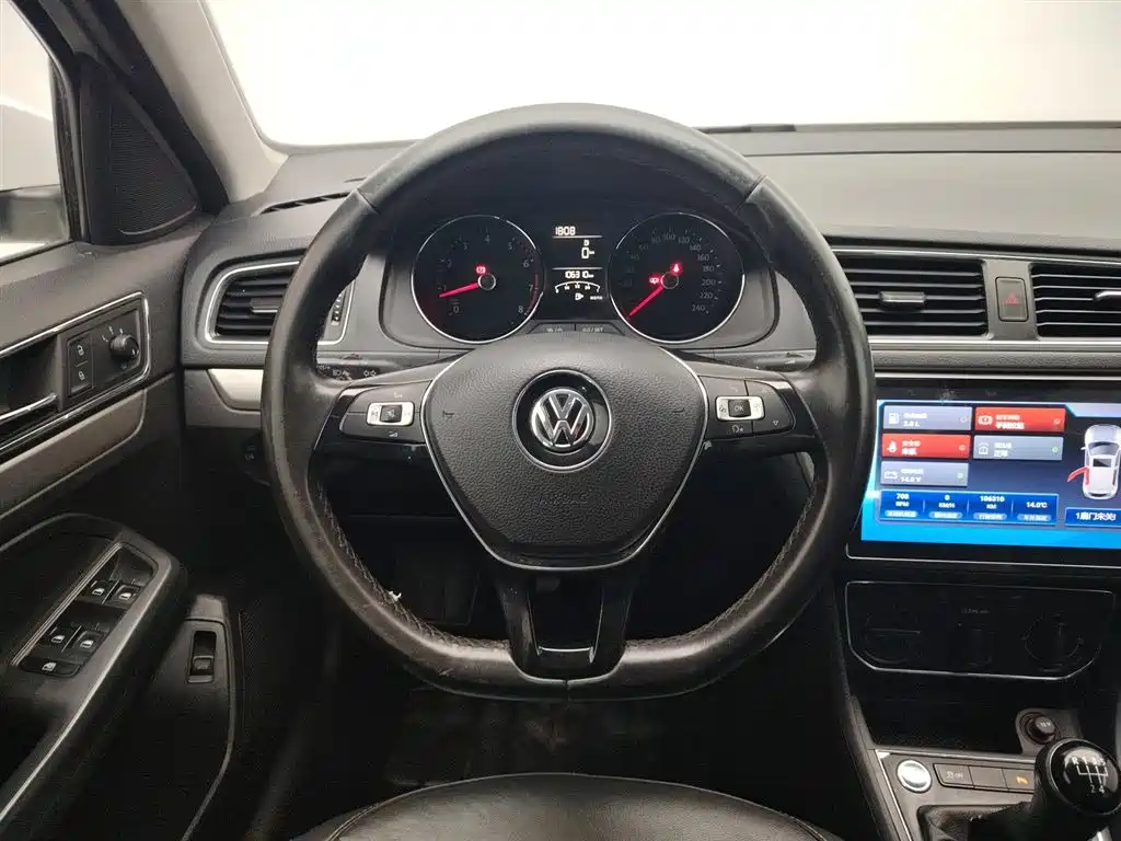 Volkswagen Lavida 2017 1.6L Manual Comfort Edition фото 11