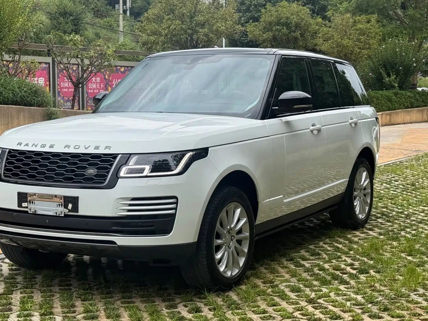Фото 2 - Land Rover Range Rover