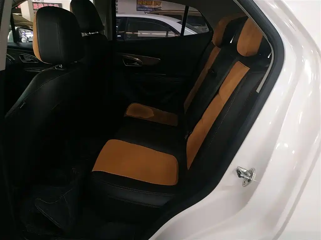 Buick Encore 2015 1.4T Automatic 2WD Urban Leading фото 17