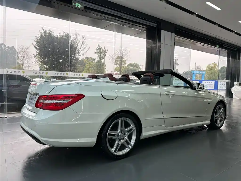 Mercedes-Benz E-Class (Import) 2011 E 260 CGI Convertible фото 5