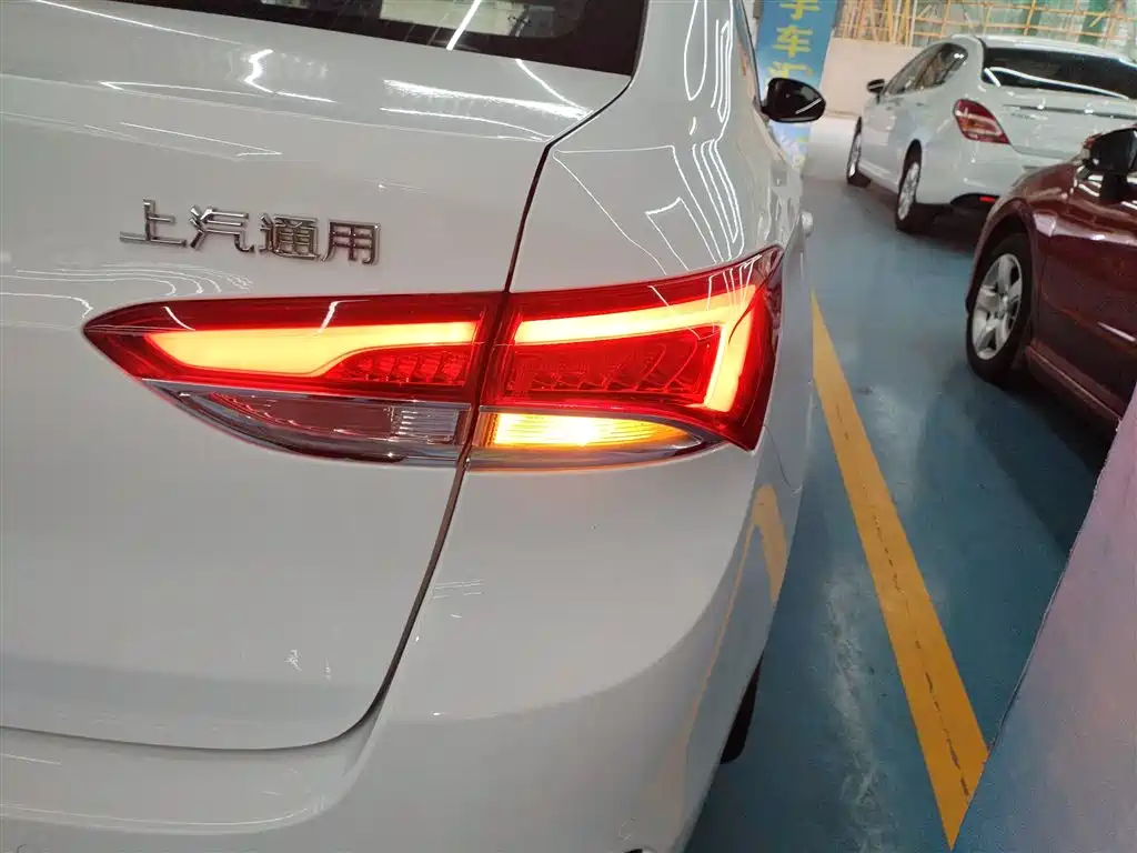 Buick Excelle 2021 Facelift Exemplar 1.5L Auto Elite фото 8