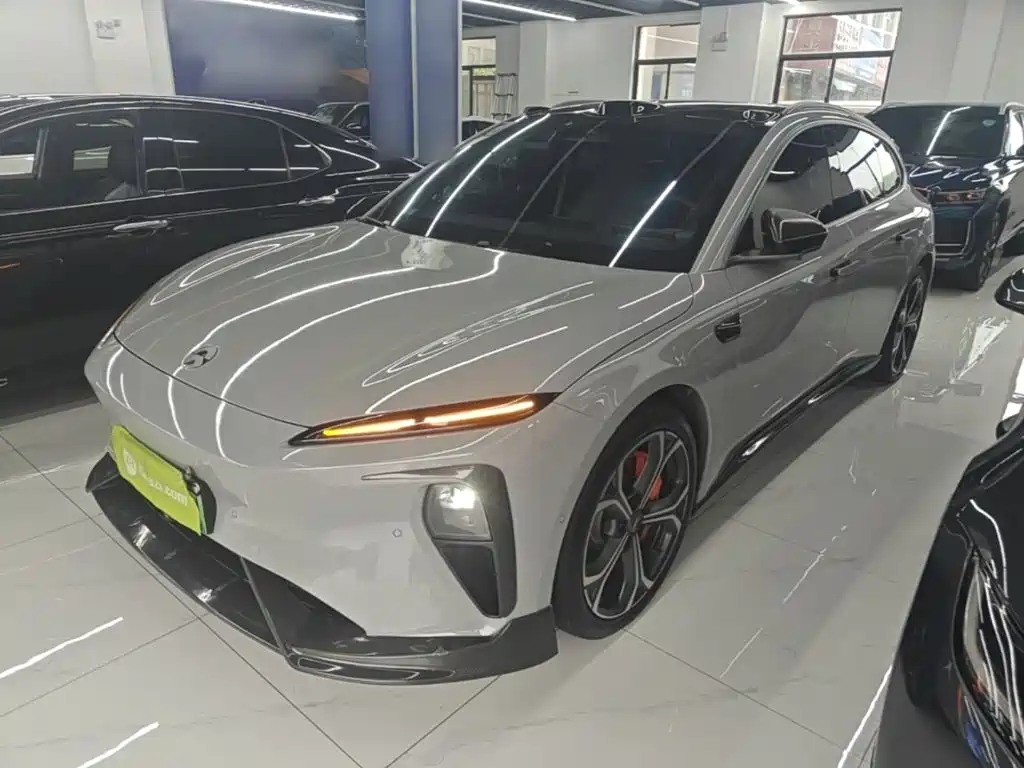 Фото 2 - NIO ET5T
