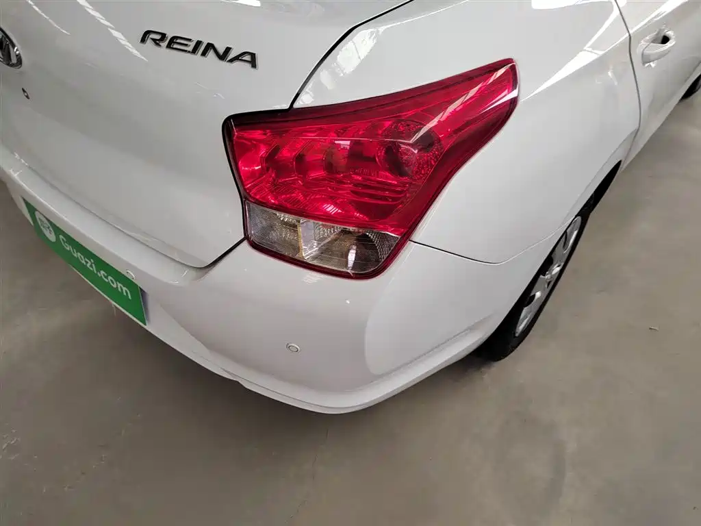 Hyundai Verna 2020 1.4L Manual GL Renewal Edition фото 8