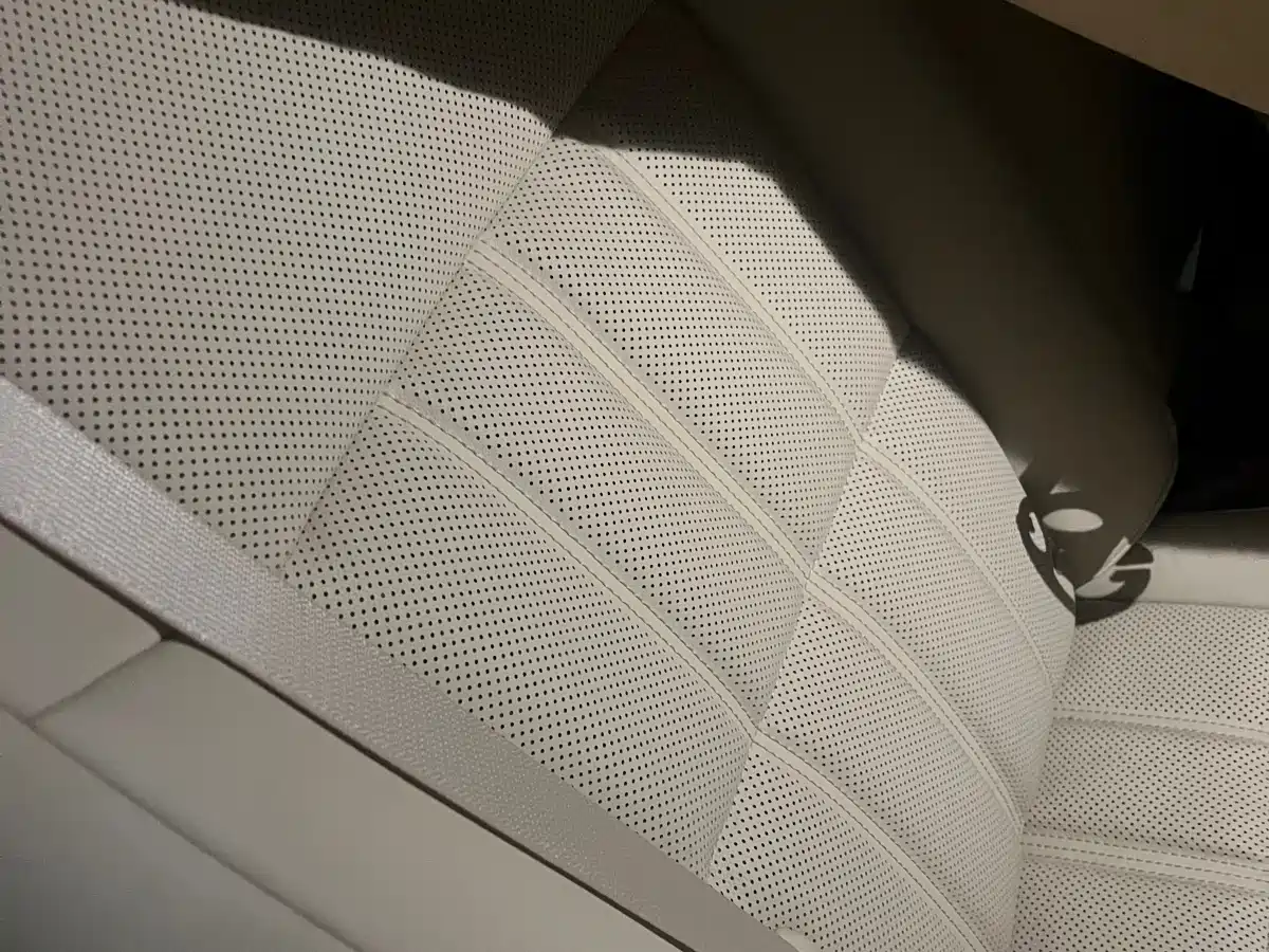 Lexus ES 2015 200 Comfort Edition фото 26