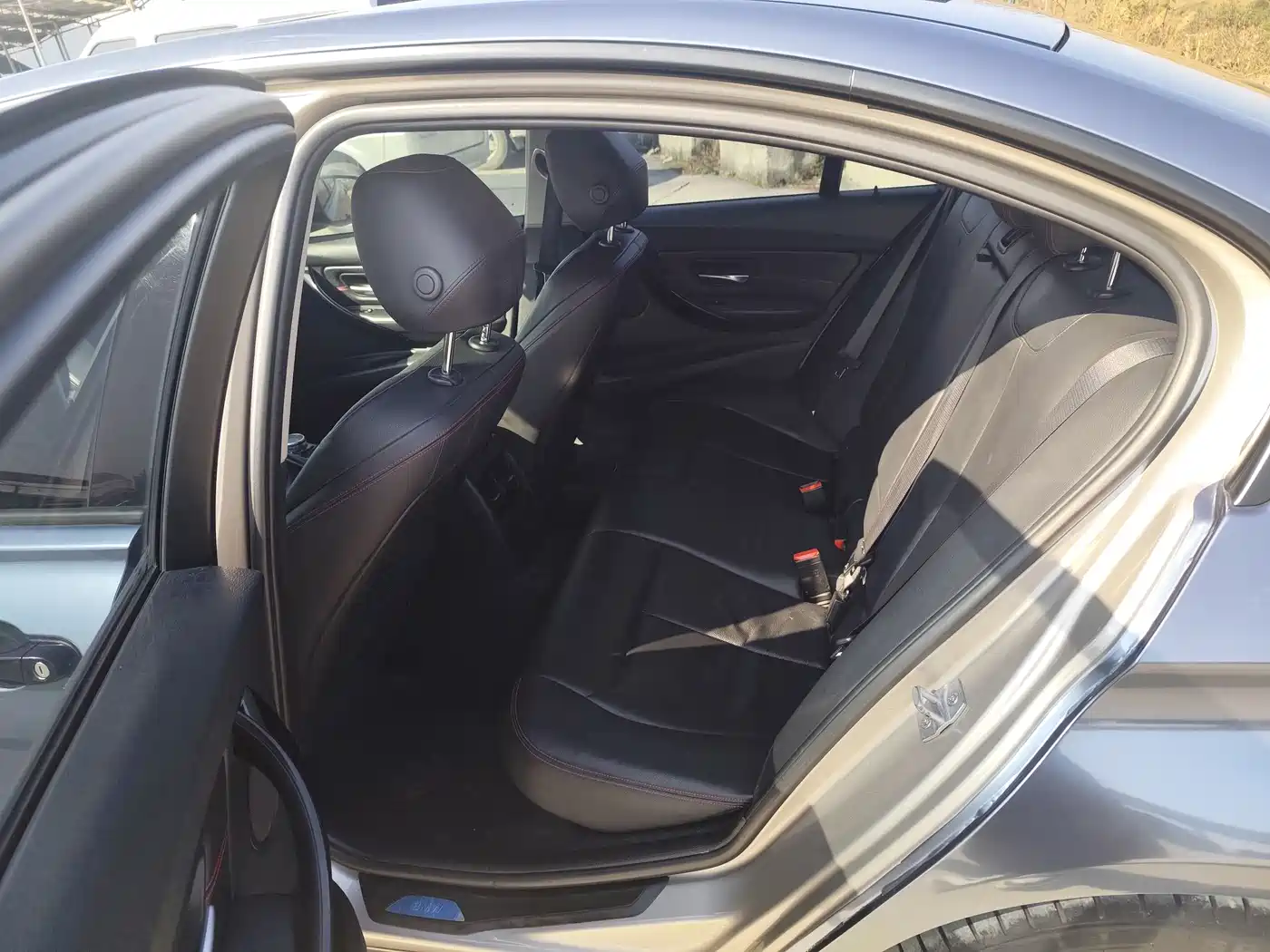 BMW 3 Series 2015 320i Sport Design Package фото 10