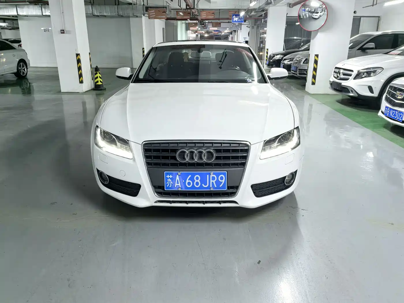 Audi A5 (Import) 2010 2.0TFSI Coupe фото 2