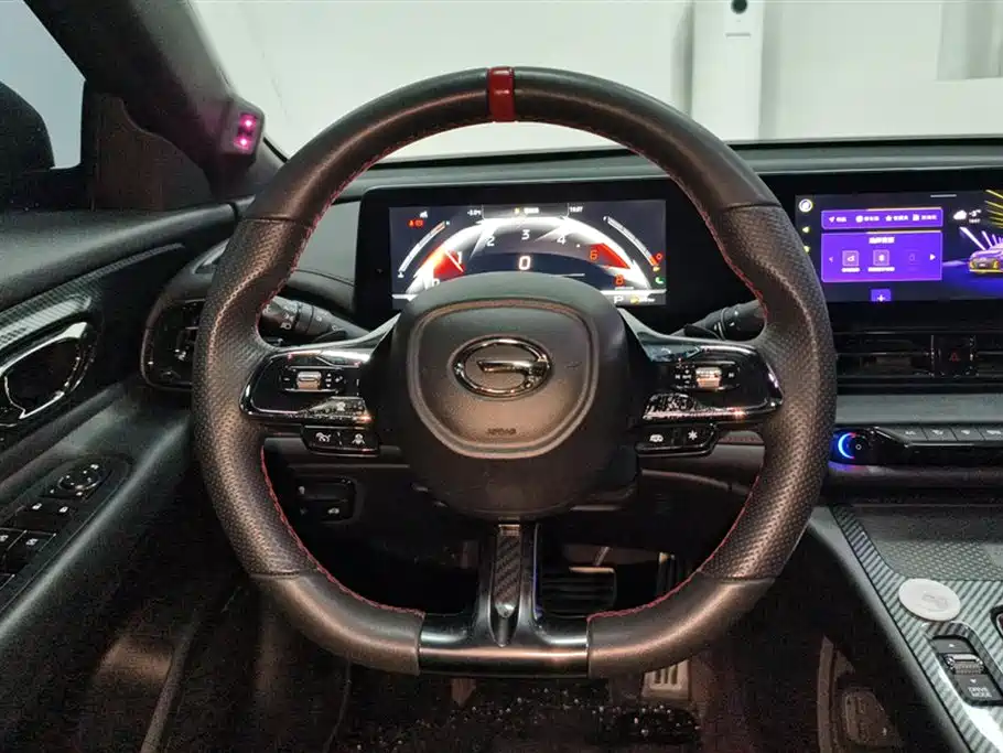 GAC Trumpchi Trumpchi Emkoo 2023 270T DCT J16 Edition фото 15