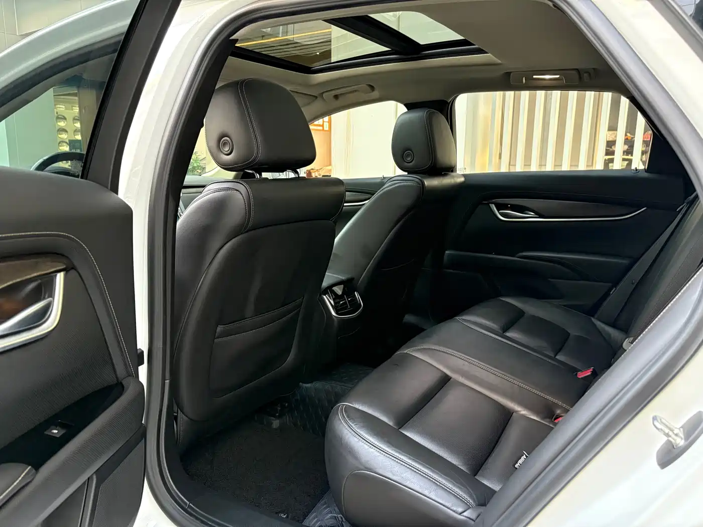 Cadillac XTS 2018 28T Elite фото 6