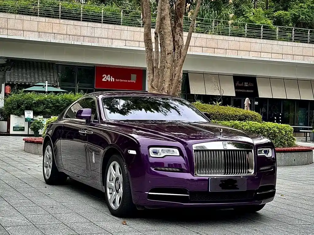 ROLLS-ROYCE PHANTOM