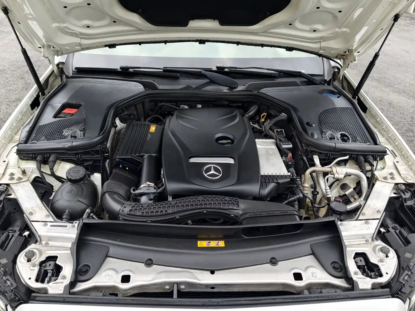 Mercedes-Benz E-Class 2019 E 200 L Sport фото 26