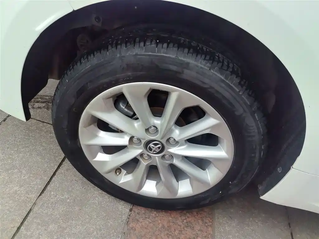 Toyota Corolla 2021 1.2T S-CVT Elite PLUS Edition фото 22