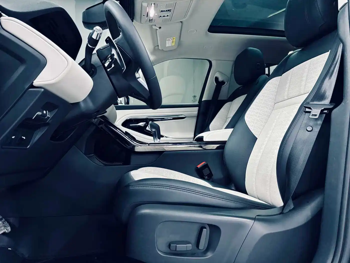 LAND ROVER RANGE ROVER AURORA