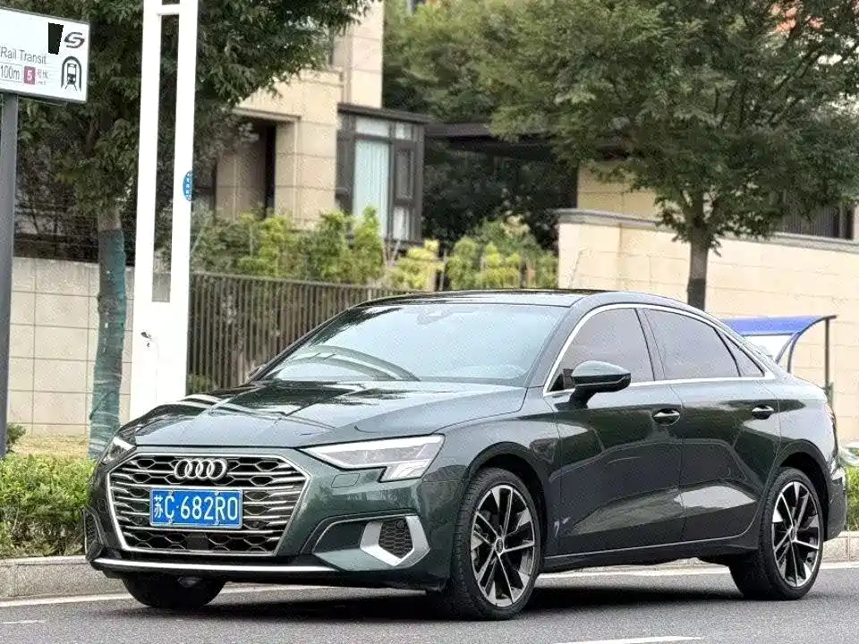 Фото 1 - Audi A3