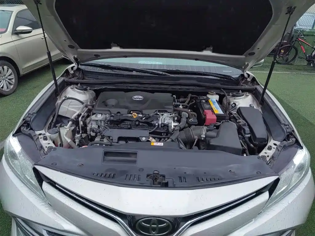 Toyota Camry 2019 2.5G Luxury Edition China VI фото 16