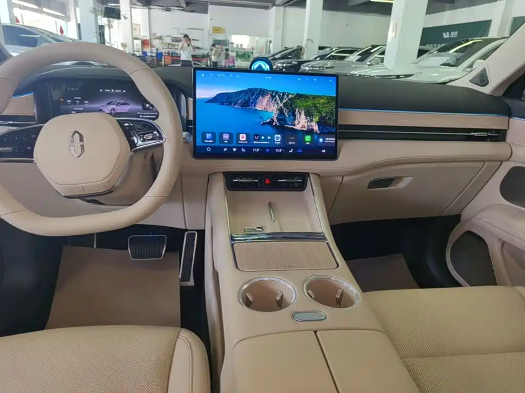 AITO Wenjie AITO M5 2025 2025 Extended Range Ultra AWD