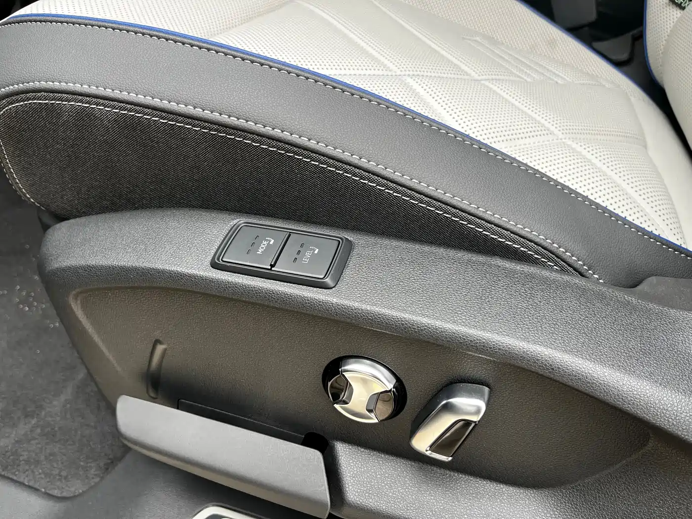 Volkswagen Talagon 2025 450TSI R-Line 6-Seater фото 17