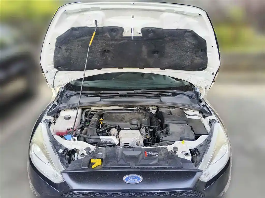 Фото 3 - Ford Focus