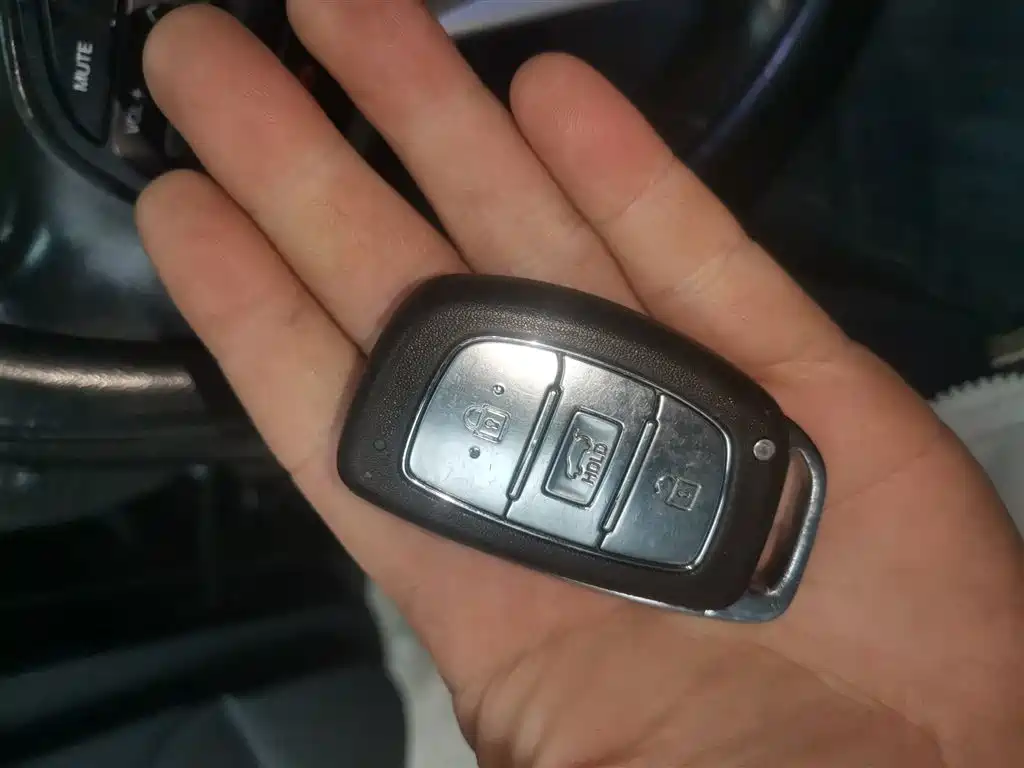 Hyundai Tucson 2018 1.6T DCT 2WD 15th Anniversary Special Edition фото 9